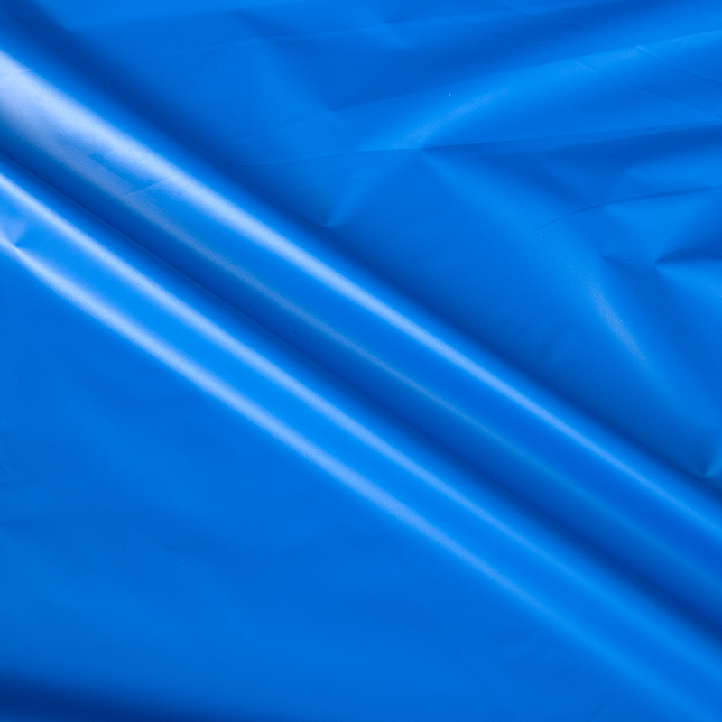 Låg andningsbar 2 lager 100% blackout TPU -film för gardin mörkblå + svart blackout -film